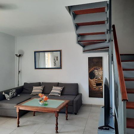 Sun & Surf Loft, Near Main Street And Beach, Wifi Fiber, Winter Garden With Sea View Corralejo Bagian luar foto
