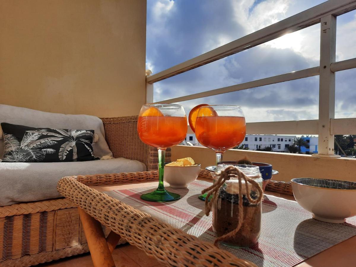 Sun & Surf Loft, Near Main Street And Beach, Wifi Fiber, Winter Garden With Sea View Corralejo Bagian luar foto
