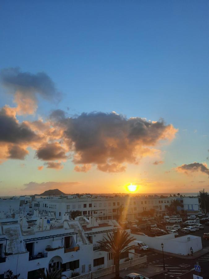 Sun & Surf Loft, Near Main Street And Beach, Wifi Fiber, Winter Garden With Sea View Corralejo Bagian luar foto